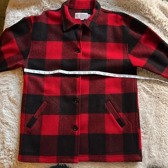 Bemidji Woolen Mills wool “unisex” buffalo plaid shirt / jacket.   Size M - Picture 4 of 8